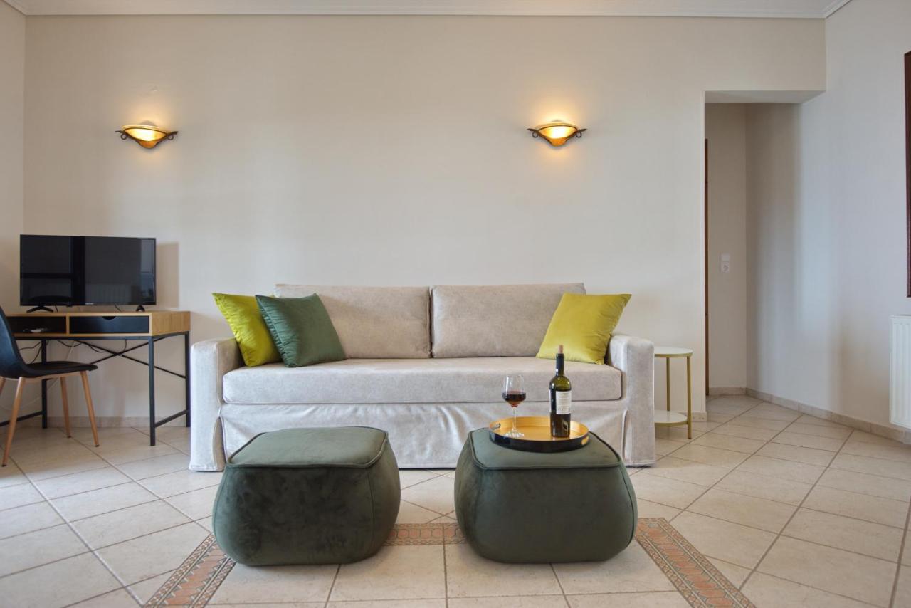 Elpida Apartments Votsi  Екстер'єр фото