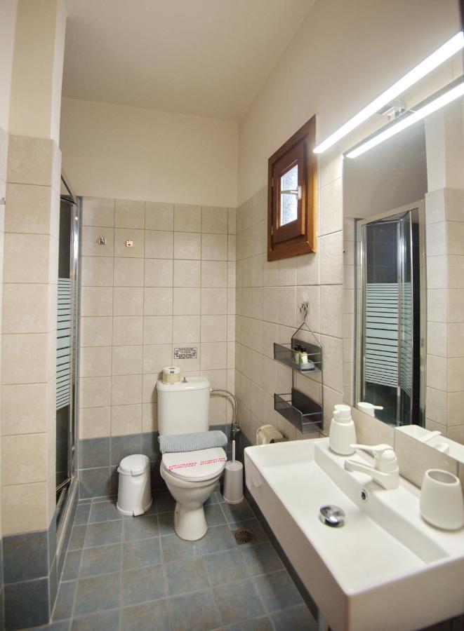 Elpida Apartments Votsi  Екстер'єр фото