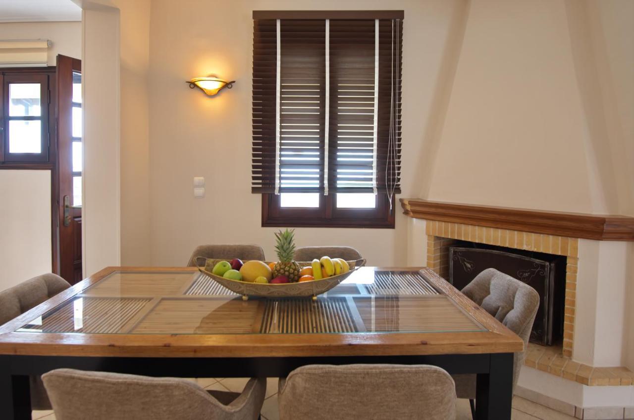 Elpida Apartments Votsi  Екстер'єр фото
