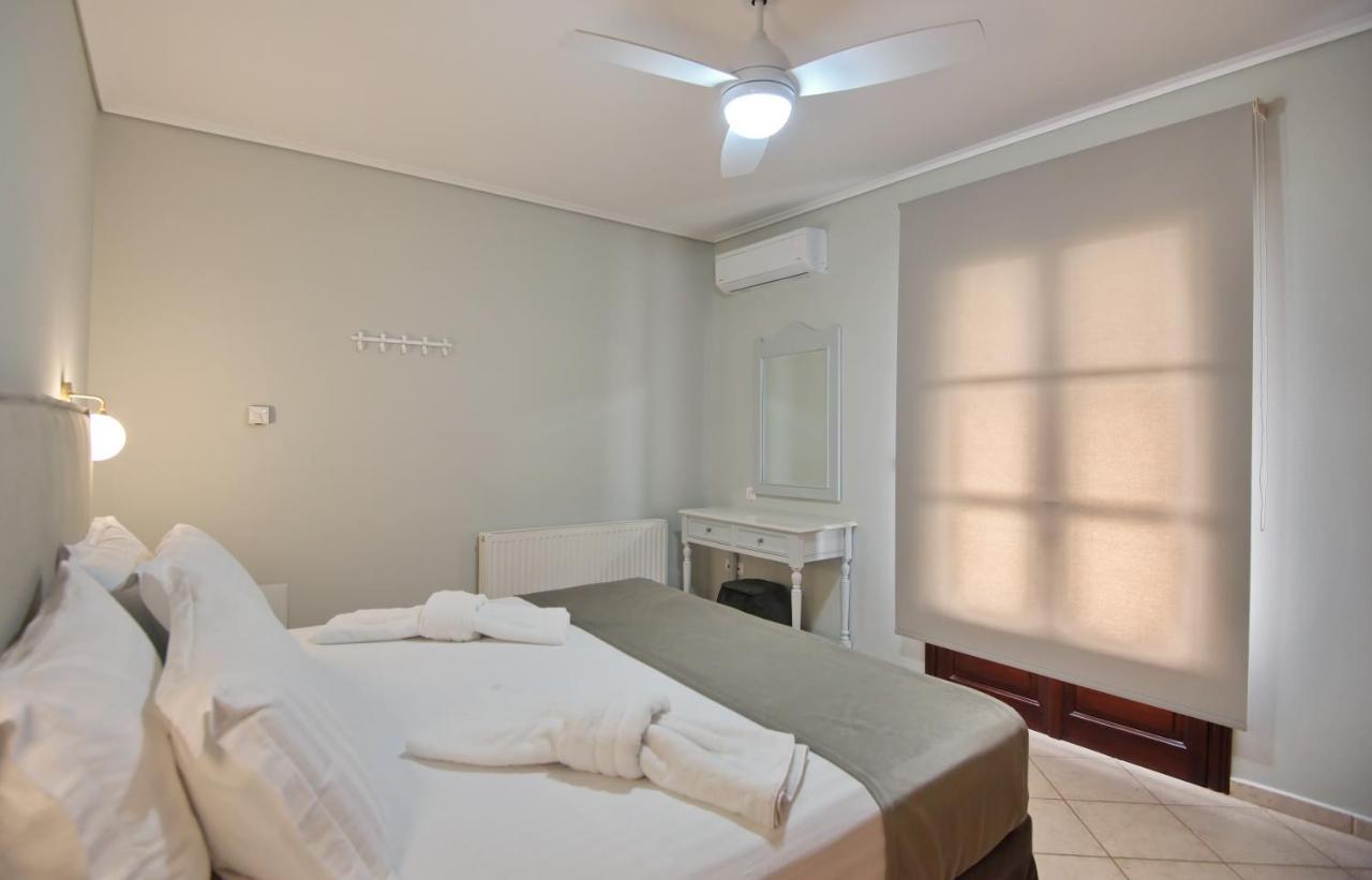 Elpida Apartments Votsi  Екстер'єр фото
