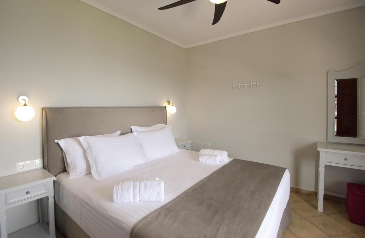 Elpida Apartments Votsi  Екстер'єр фото