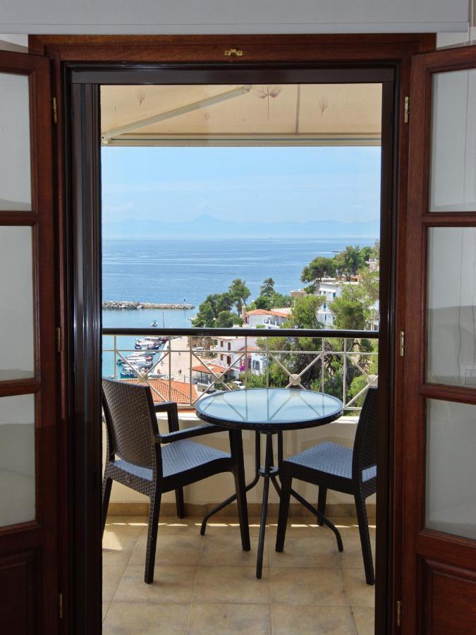 Elpida Apartments Votsi  Екстер'єр фото